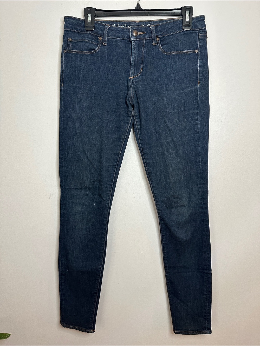 Articles Of Society  Navy Skinny Stretch Jeans size 28